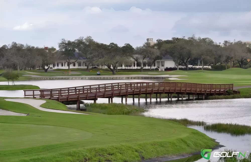 Grande Oaks Golf Club in Davie, Florida — private, 18-hole golf course, designed by Raymond Floyd (1998)