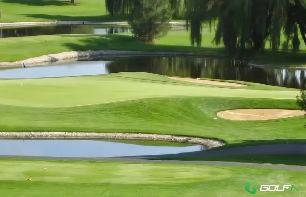 Terrace Hill Golf Course in Algonquin, Illinois — private, 18-hole golf course, designed by Charles Maddox