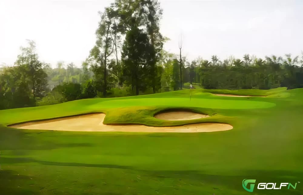 Eagle Ridge Golf Club in Raleigh, North Carolina — semi-private, 18-hole golf course, designed by Tom Kite (2000)