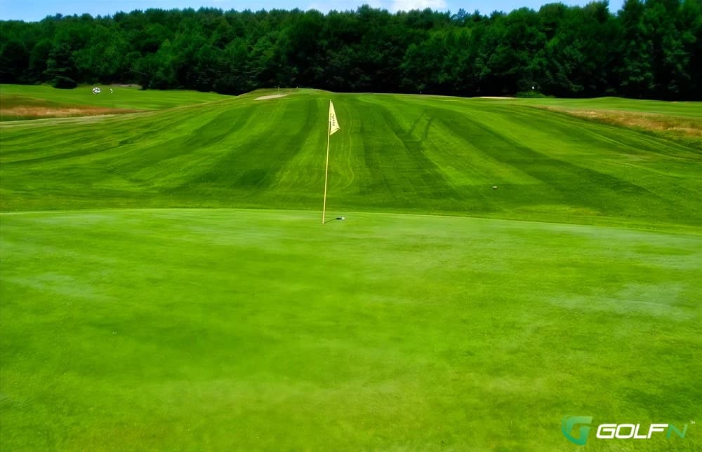 Oswego Country Club in Oswego, New York — private, 18-hole golf course