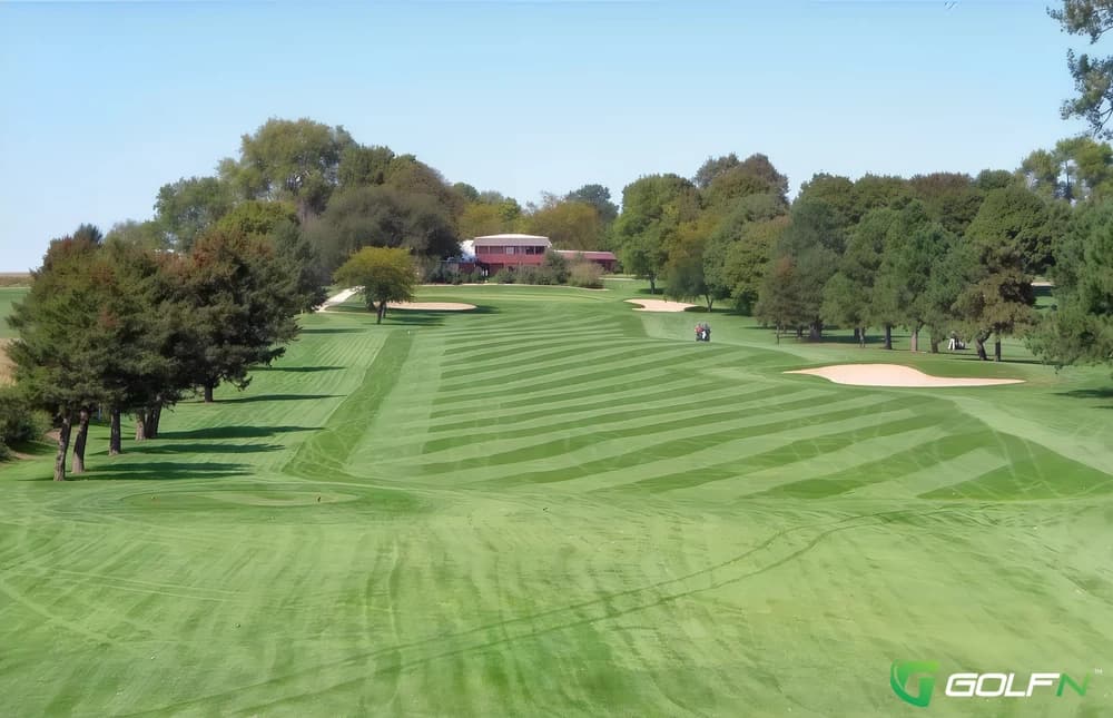 Emerald Hill Golf Course in Sterling, Illinois — public, 18-hole golf course