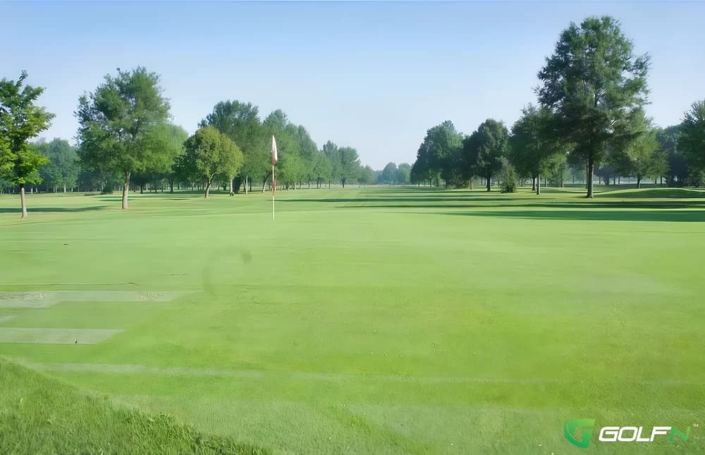 Dorlon Golf Club in Columbia Station, Ohio — public, 18-hole golf course, designed by John Lontor