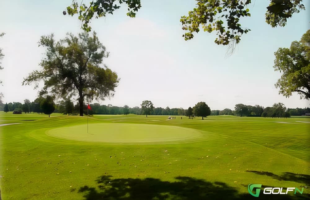 Geneva Hills Golf Course in Clinton, Indiana — public, 18-hole golf course