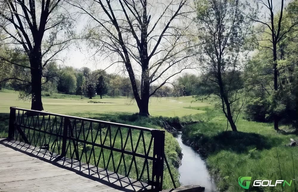 Silver Ridge Golf Club in Oregon, Illinois — semi-private, 18-hole golf course, designed by Lowell Beggs