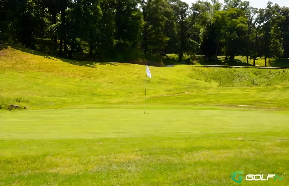 Royal Oaks Golf Course in Maryville, Tennessee — public, 18-hole golf course, designed by D. J. DeVictor