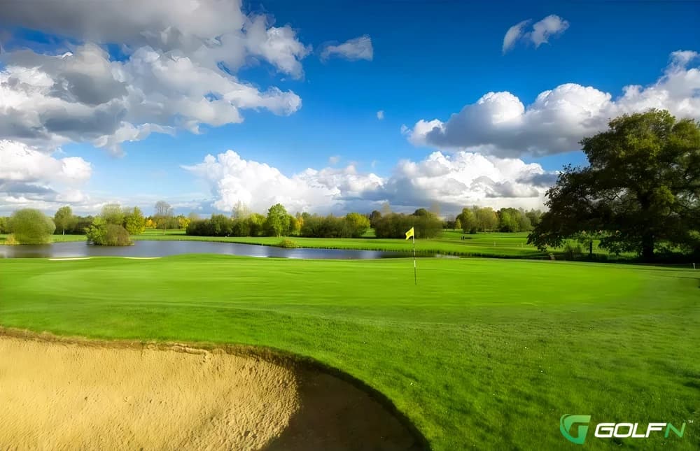 The Abbotts - Stapleford Abbotts in Stapleford Abbotts, England — private, 18-hole golf course, designed by Howard Swan (1989)