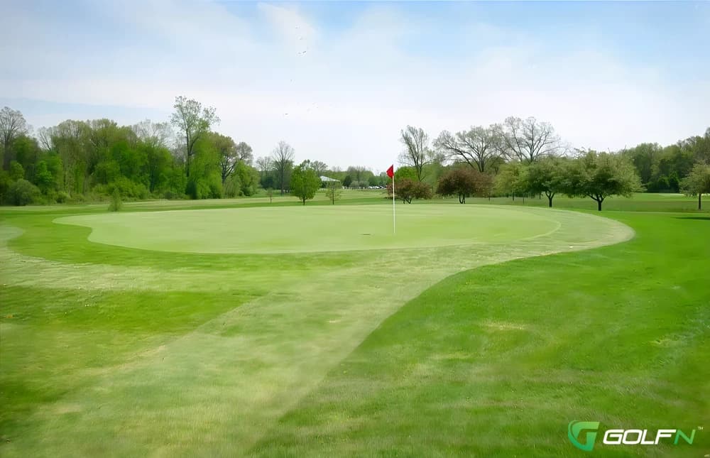 Hudson Mills Golf Course in Dexter, Michigan — public, 18-hole golf course
