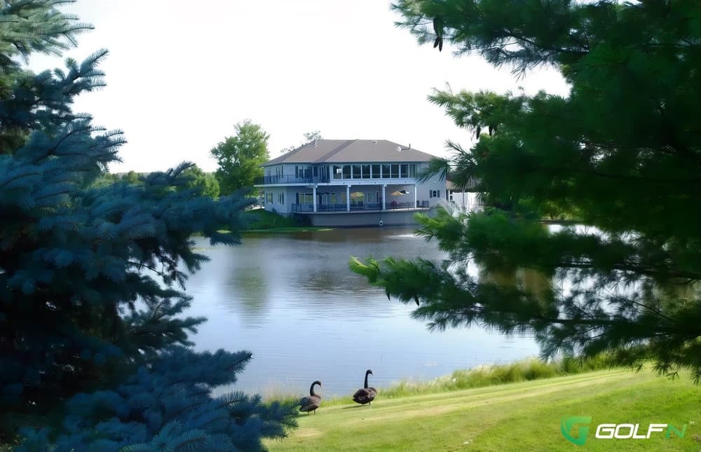 Mystic Oak Golf Club in Waterloo, Illinois — public, 18-hole golf course, designed by Donald Horrell
