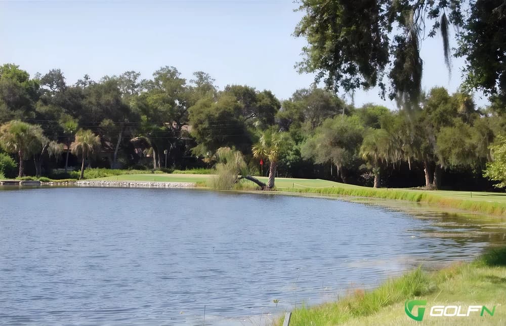 Tides Golf Club in Seminole, Florida — public, 18-hole golf course, designed by David Gill (1973)