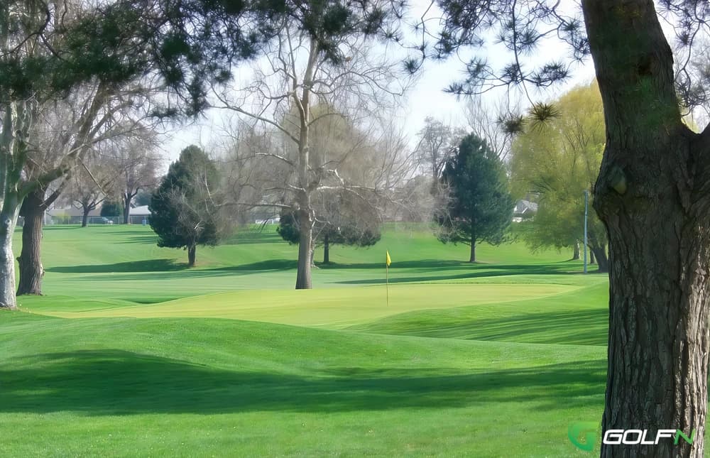 Zintel Creek Golf Club(Tri-City Country Club) in Kennewick, Washington — semi-private, 18-hole golf course