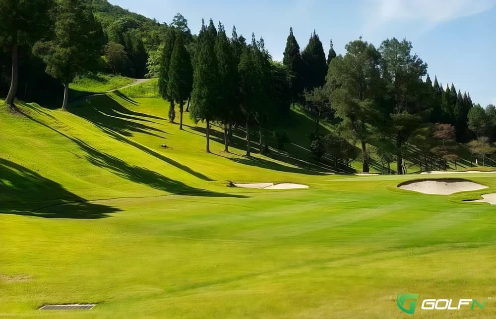 Mountain - Sophia Green Country Club in Yeoju-si, Gyeonggido β public, 27-hole golf course, designed by Peter Thomson (1976)