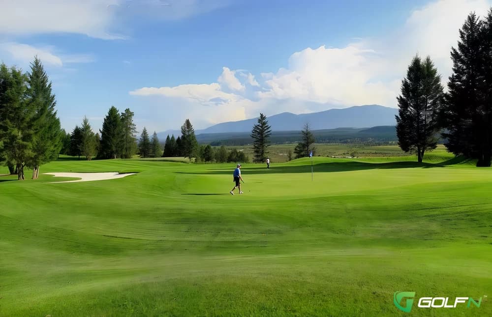South Hills Golf Club in Parkersburg, West Virginia — semi-private, 18-hole golf course