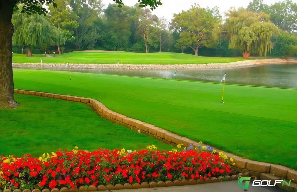 Lansing Country Club in Lansing, Illinois — private, 18-hole golf course, designed by Dick Nugent (1976)