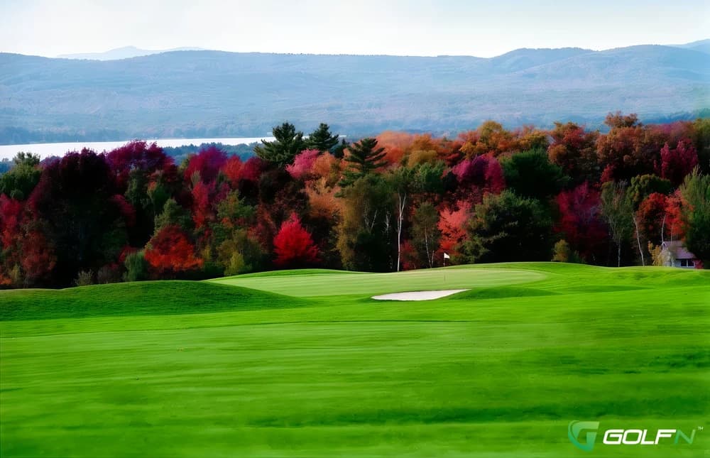 Riverlawn Country Club in Osceola, Arkansas — private, 9-hole golf course, designed by Geoffrey Cornish