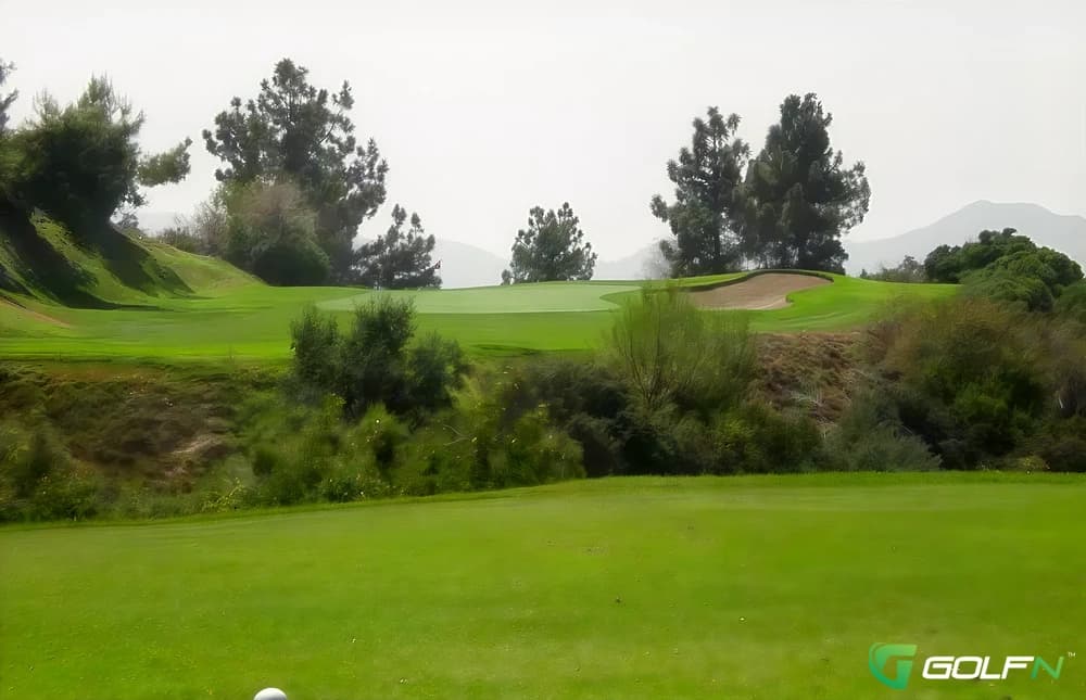 La Canada Flintridge Country Club in La Canada, California — private, 18-hole golf course, designed by Lawrence Hughes (1962)