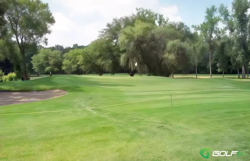 Riverbend Golf Course in Fort Wayne, Indiana — public, 18-hole golf course, designed by Ernie Schrock (1972)