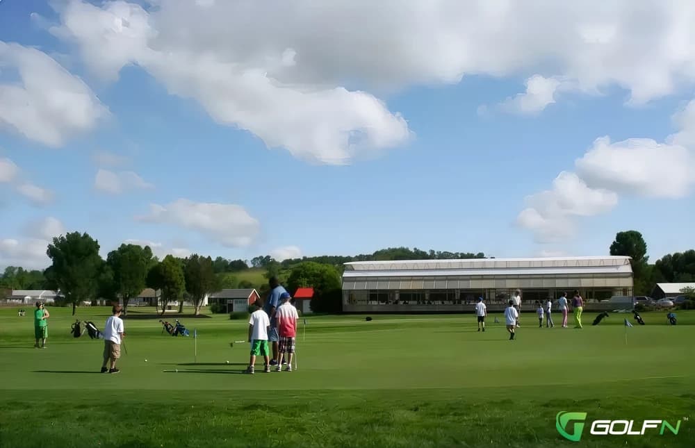 Vista Golf Course in Nashport, Ohio — public, 18-hole golf course, designed by Jack Kidwell (1973)
