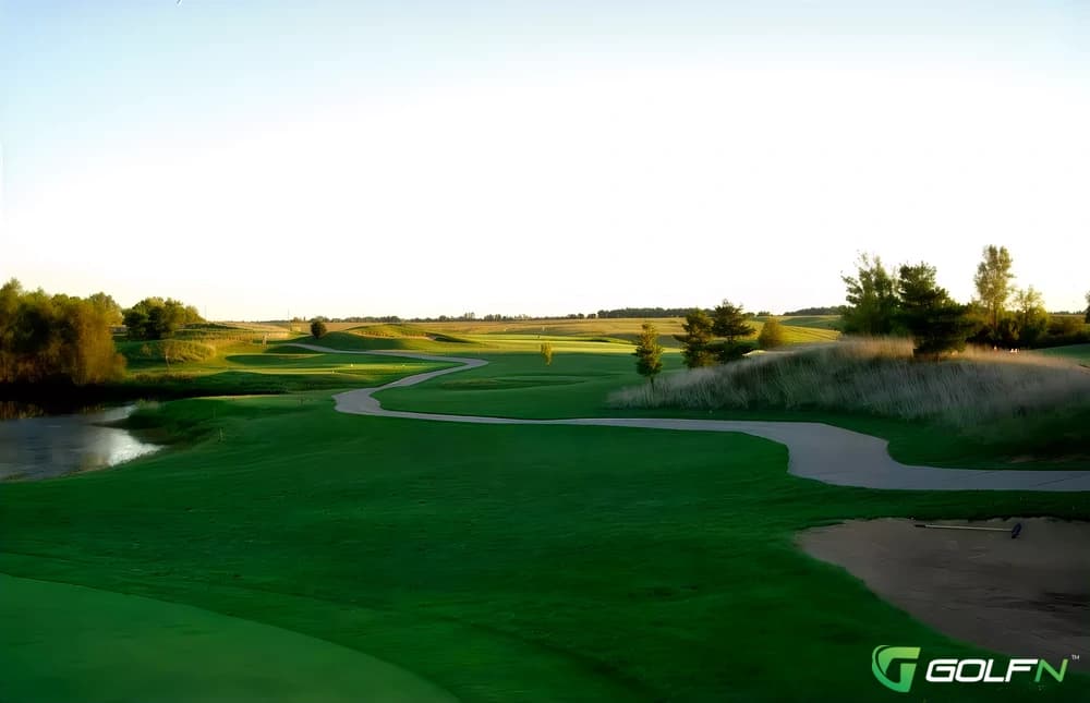 Acorns Golf Links in Waterloo, Illinois — public, 18-hole golf course, designed by William Ebeler (1997)