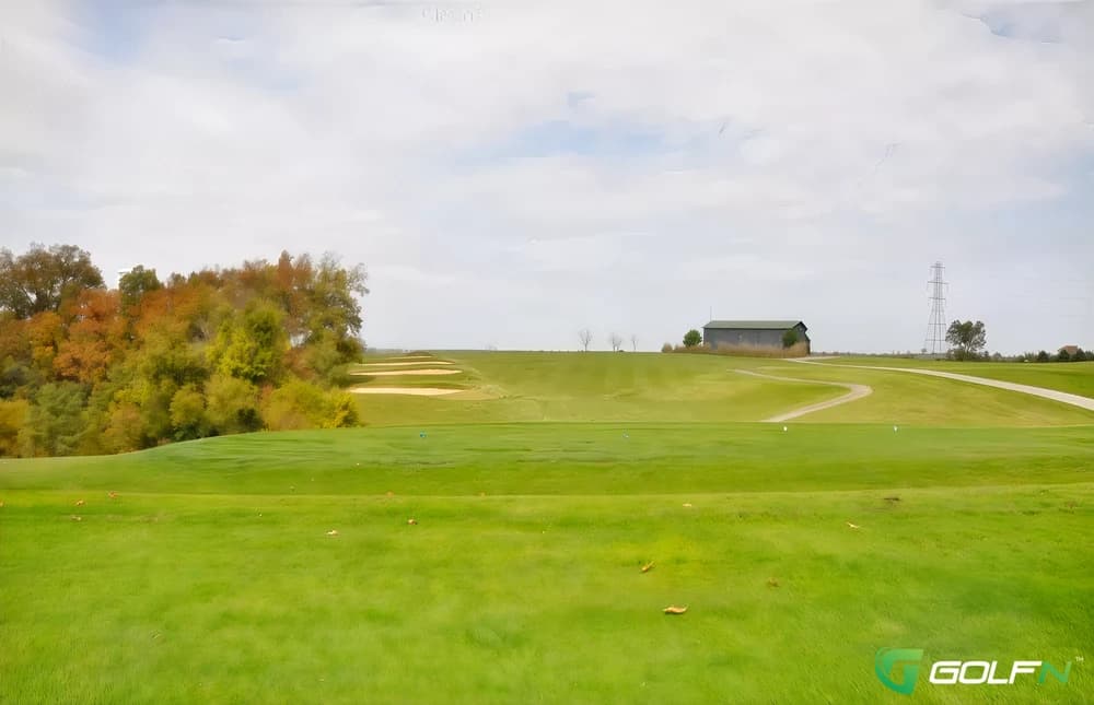 Chapel Hill Country Club in Chapel Hill, North Carolina — private, 18-hole golf course, designed by Pete Dye (1997)