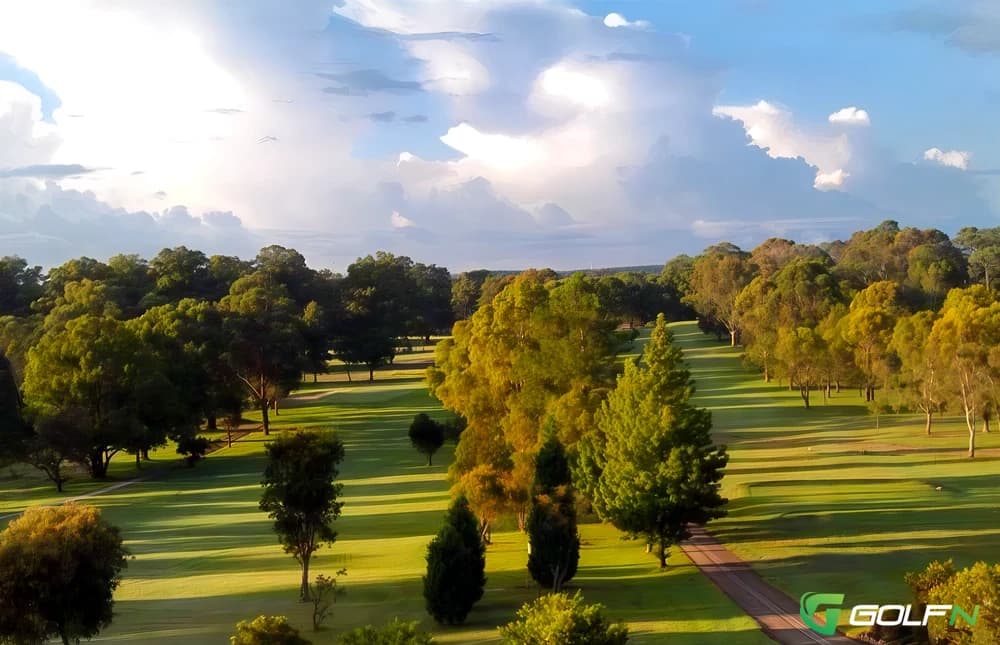 Muree Golf Club in Raymond Terrace, New South Wales — public, 18-hole golf course