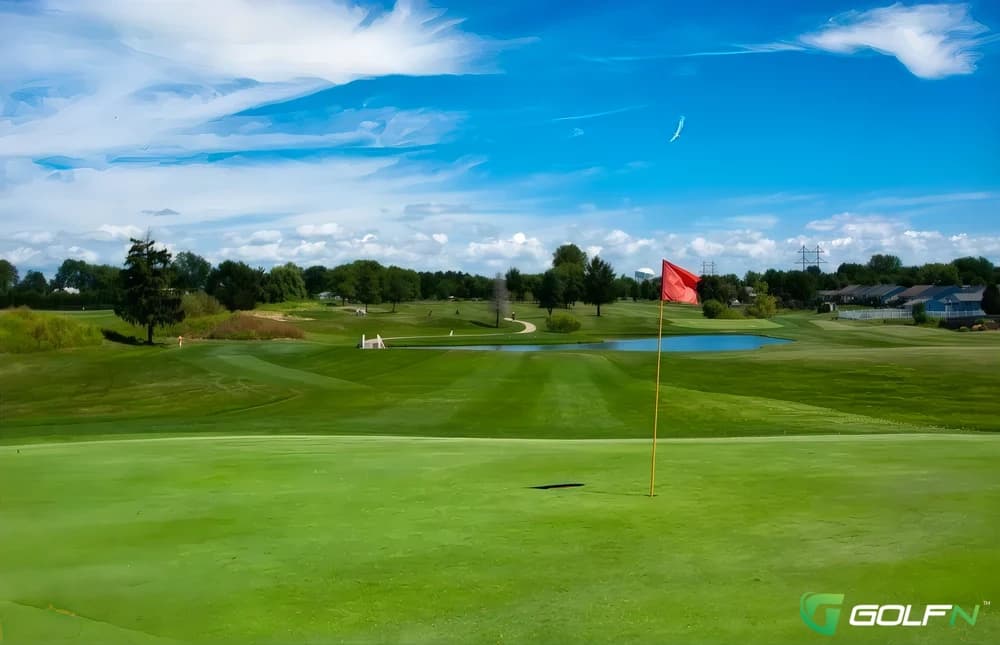 Red Hawk Golf Course in Davenport, Iowa — 9-hole golf course