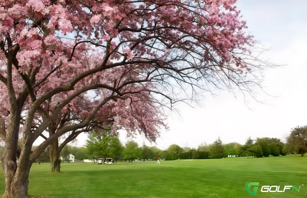 Bowling Green Country Club in Bowling Green, Ohio — semi-private, 18-hole golf course