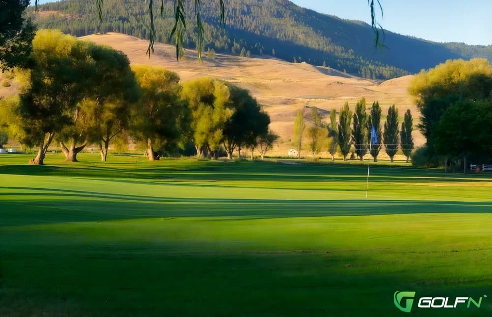 Beechy Golf Club in Beechy, Saskatchewan — 9-hole golf course
