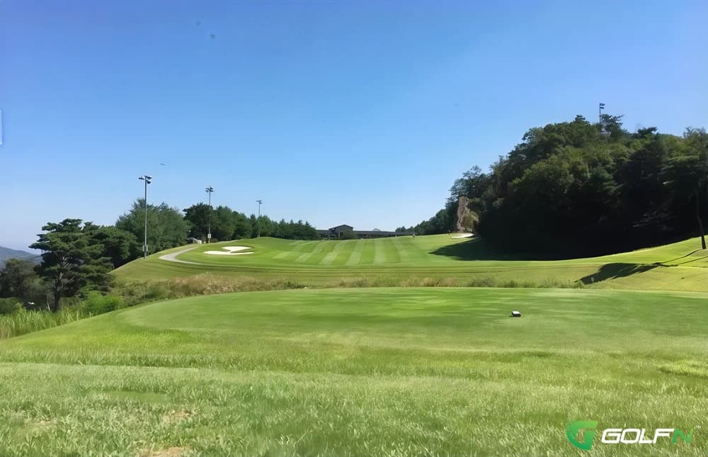 Dae Young Base Country Club in Daesowon-myeon, Chungcheongbugdo β public, 18-hole golf course