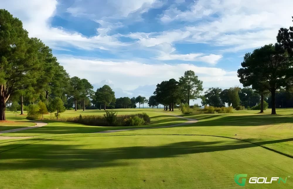 Links At Mulberry Hill in Edenton, North Carolina — semi-private, 18-hole golf course, designed by Ellis Maples (1962)