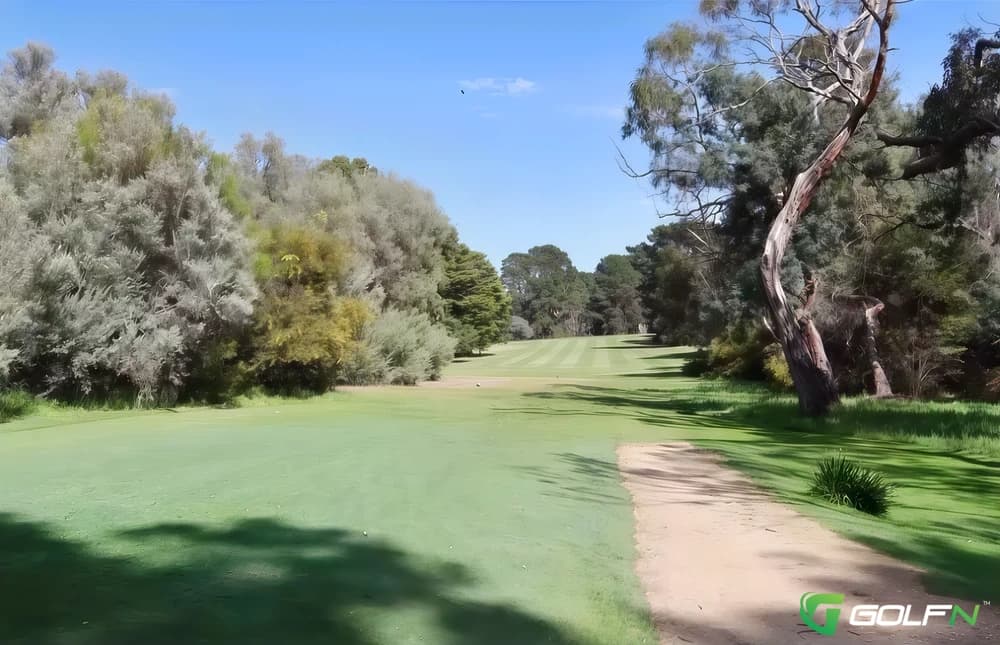 Ashbourne Private Golf Course in Ashbourne, South Australia β private, 9-hole golf course