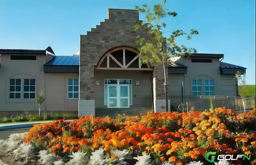 18-Braeben Golf Course in Mississauga, Ontario — public, 18-hole golf course