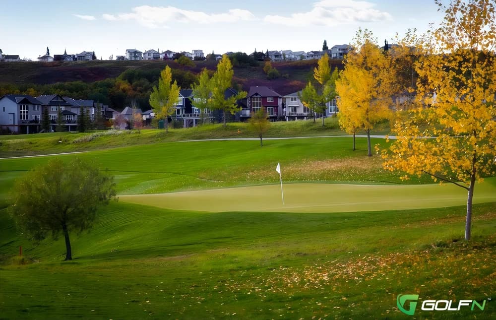 Lil Devil Golf Course in Calgary, Alberta — public, 9-hole golf course, designed by Browning Horrocks Golf Design Inc. (2012)