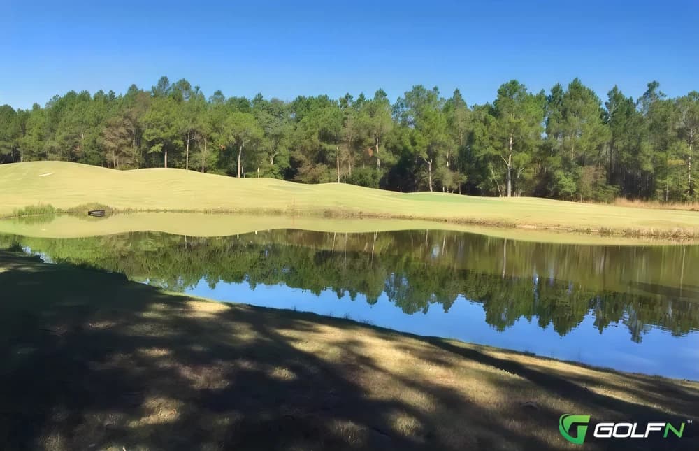 Shell Landing Golf Club in Gautier, Mississippi — semi-private, 18-hole golf course, designed by Davis Love III