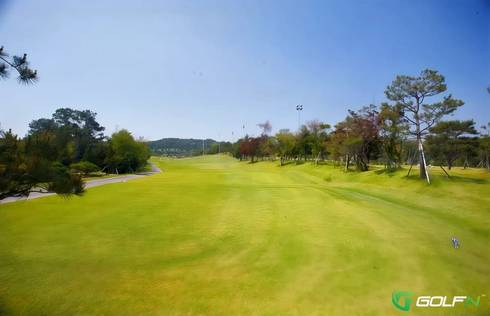 West Right - Balios Country Club in Hwaseong-Si, Gyeonggido β semi-private, 27-hole golf course