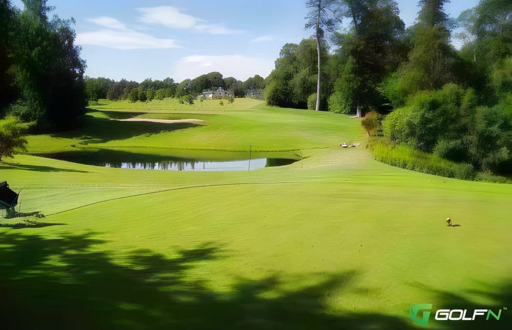 Somerset Country Club in Somerset, Kentucky — semi-private, 18-hole golf course
