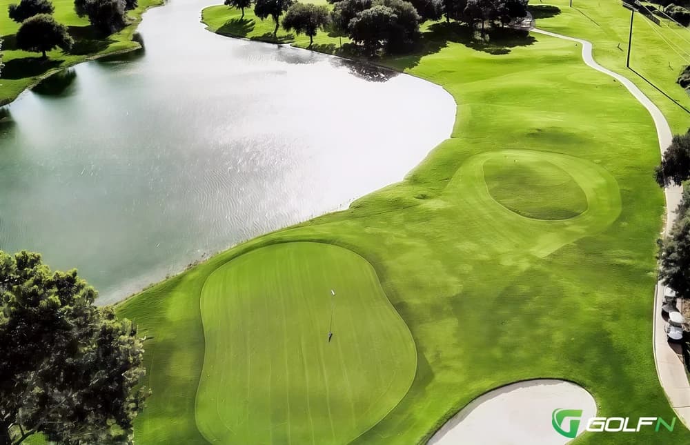 Golf Club At Cinco Ranch in Katy, Texas — public, 18-hole golf course, designed by Carlton Gipson
