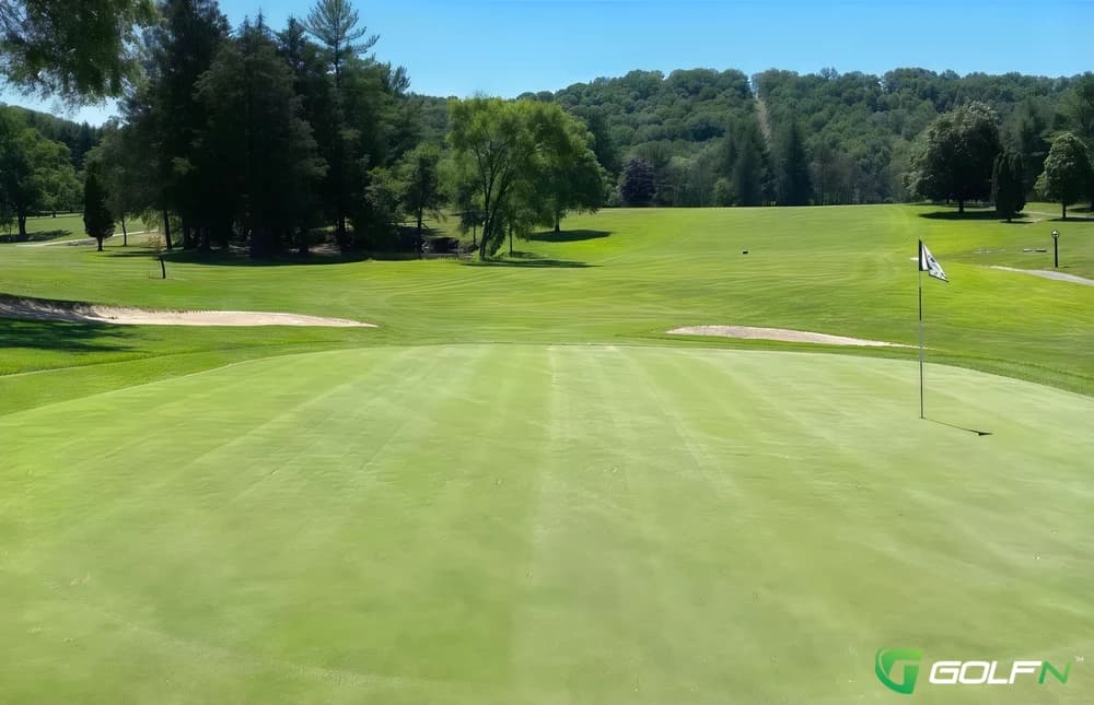 Huntingdon Country Club in Huntingdon, Pennsylvania — public, 18-hole golf course