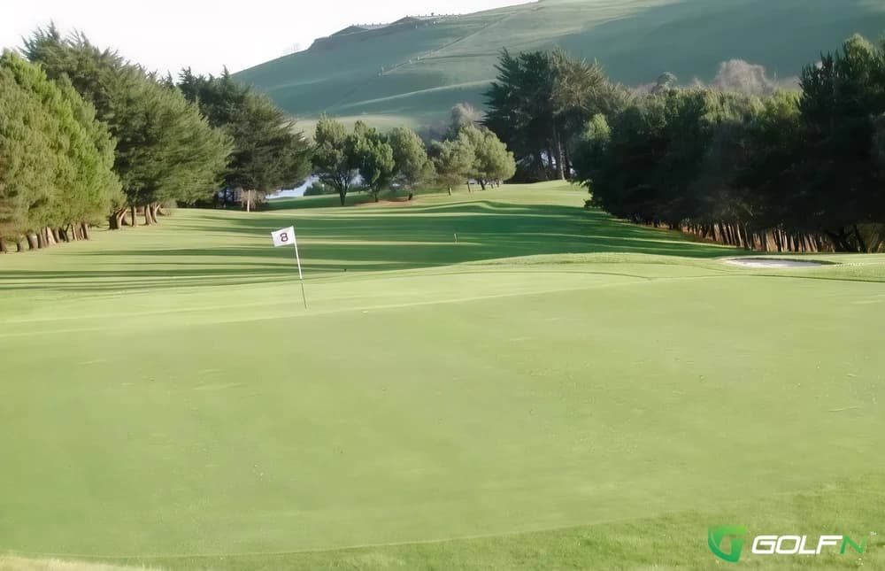Kinsale Golf Club in Kinsale, Cork — semi-private, 18-hole golf course