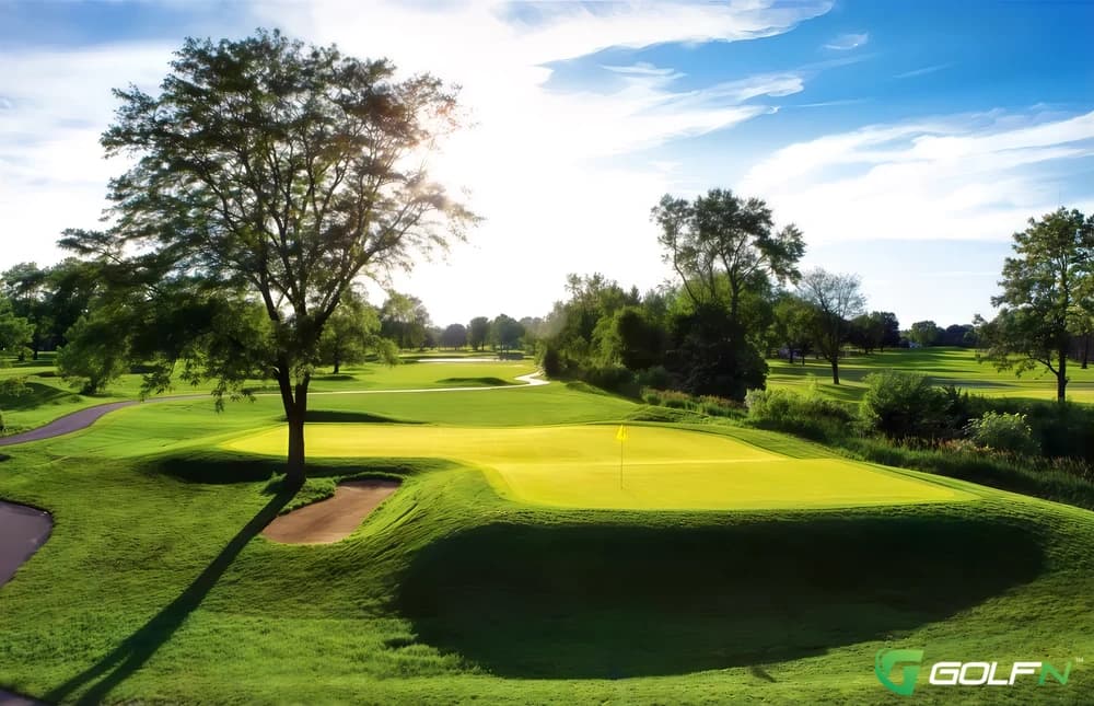 Mt Prospect Golf Club in Mount Prospect, Illinois — public, 18-hole golf course, designed by David Esler (2014)