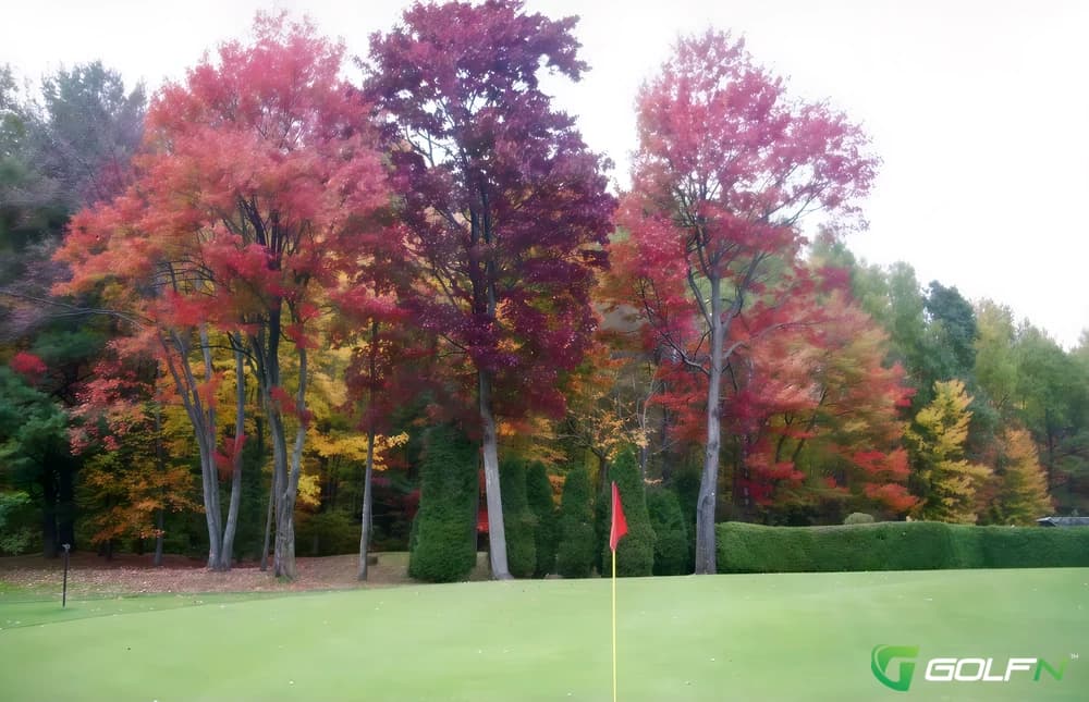 St. Janvier Club De Golf in St-Janvier, Mirabel, Quebec — semi-private, 18-hole golf course