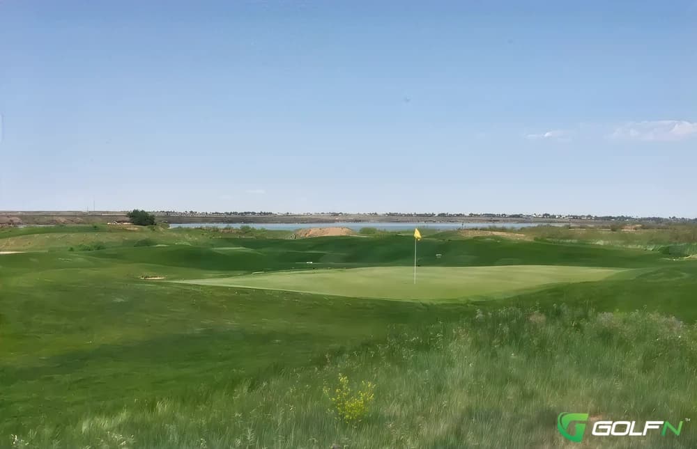 12 Shores Golf Club in Tucumcari, New Mexico — resort, 9-hole golf course, designed by Nicklaus (2009)
