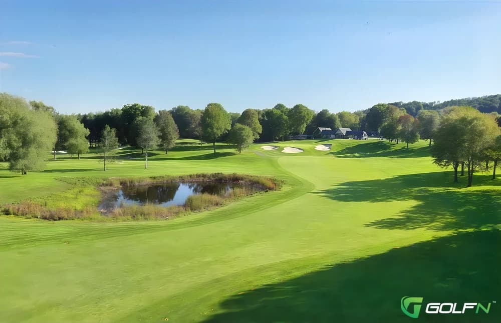 Moor - Boyne Highlands Resort in Harbor Springs, Michigan — resort, 18-hole golf course, designed by Robert Trent Jones, Sr.
(1966)