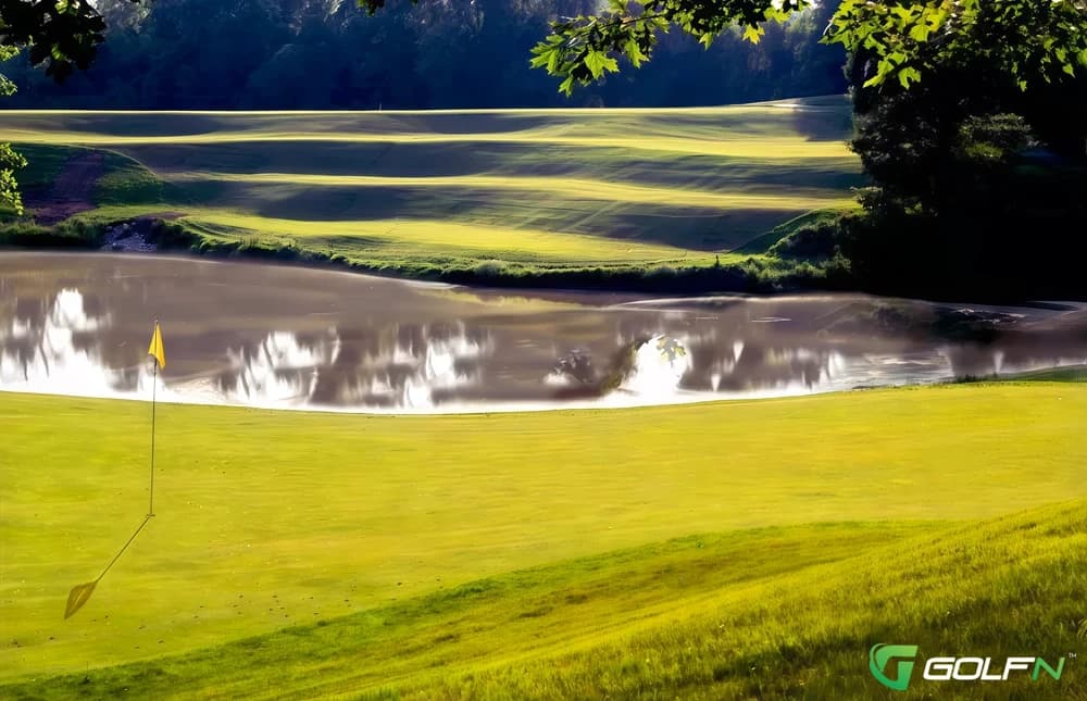 Emerald Greens Golf Course in Saint Louis, Missouri — public, 18-hole golf course, designed by Jim Cochran