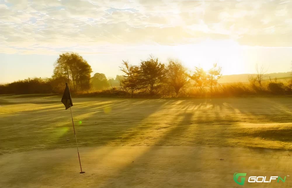 Darnford Moors Golf Course in Lichfield, England — private, 9-hole golf course