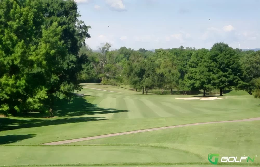 Losantiville Country Club in Cincinnati, Ohio — private, 18-hole golf course, designed by Tom Bendelow (1906)