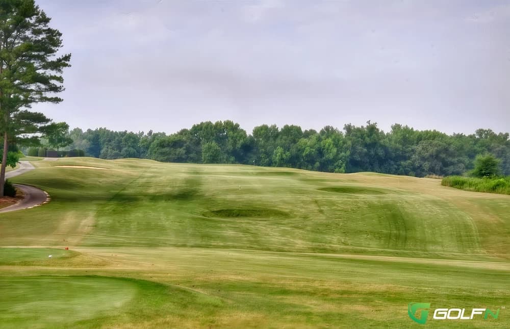 Double Oaks Golf Course in Commerce, Georgia — public, 18-hole golf course, designed by Course Crafters