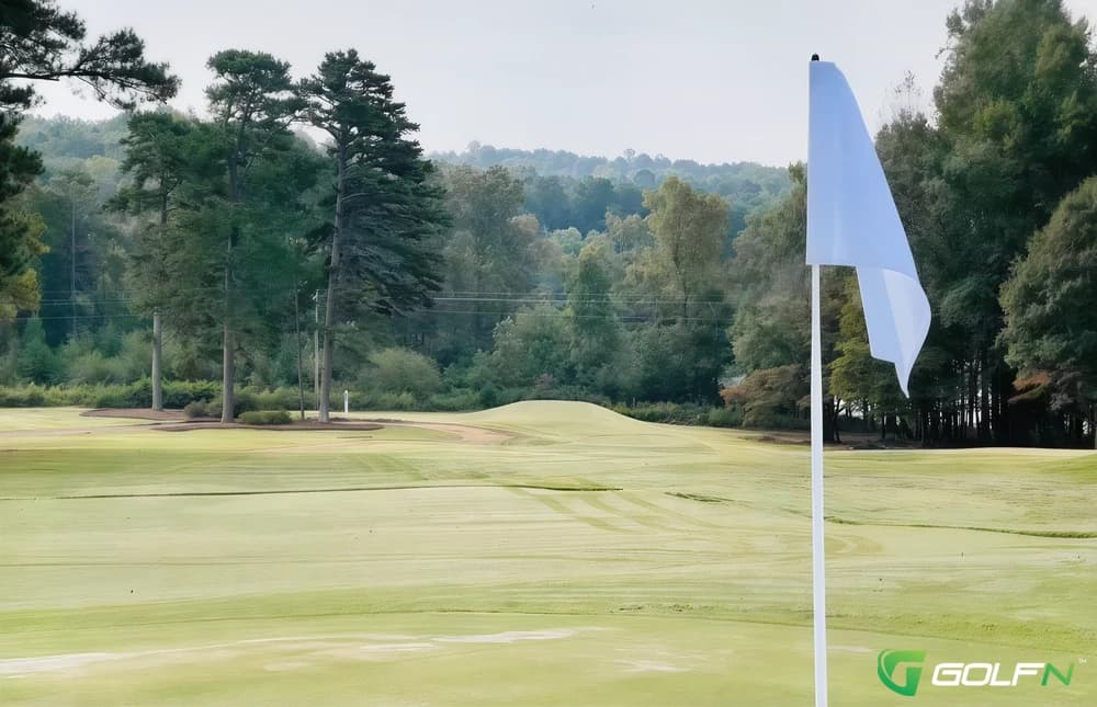 Pickens Country Club in Pickens, South Carolina — semi-private, 18-hole golf course, designed by William B. Lewis