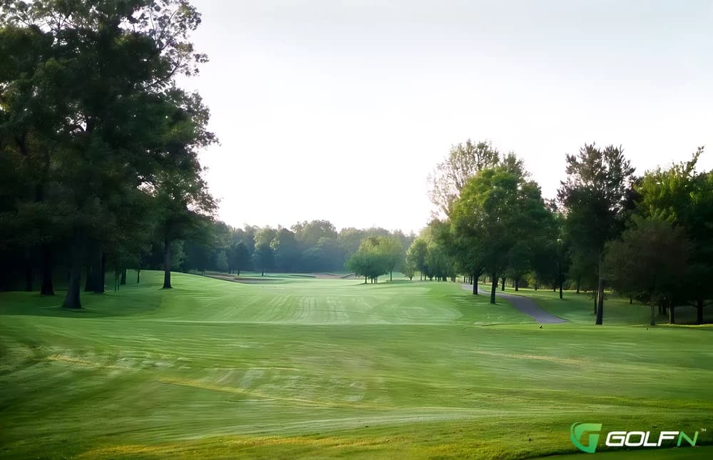 Pines - Lake Arrowhead Golf Club in Nekoosa, Wisconsin — semi-private, 36-hole golf course, designed by Ken Killian (1982)