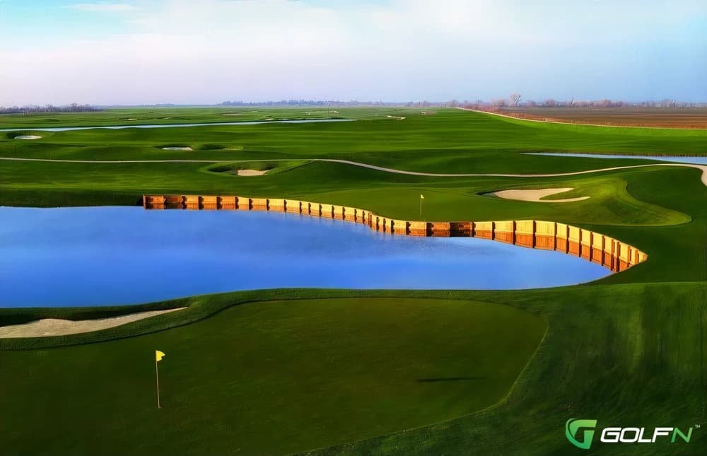 Reserve At Spanos Park in Stockton, California — semi-private, 18-hole golf course, designed by Andy Raugust (1999)