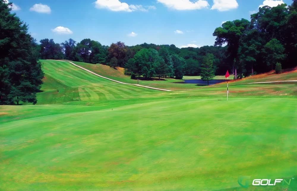 Lakeside Country Club in Laurens, South Carolina — private, 18-hole golf course, designed by Ed Ault (1967)